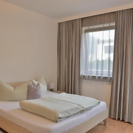 In Near Stubai Glacier Skiing * Fulpmes